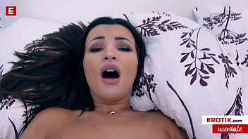 Sexy babe ALYSSIA KENT has nice natural boobs and enjoys getting some dick stuffed down her wet pussy (English) (WHOLE SCENE) → WHOLE SCENE for FREE on alyssia.erotik.com